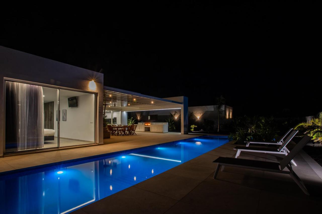 Golf Palms Villa Costa Teguise Eksteriør billede
