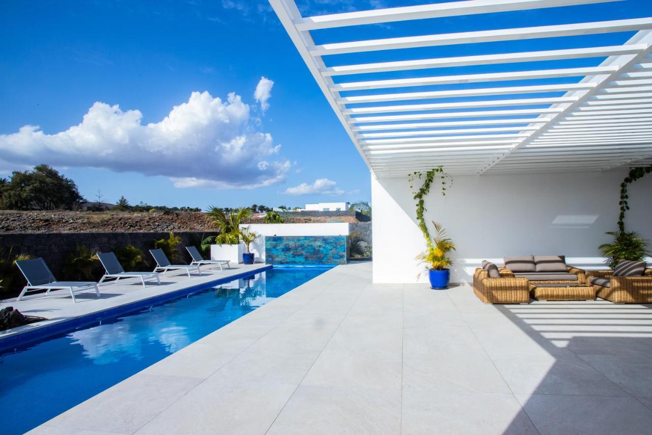 Golf Palms Villa Costa Teguise Eksteriør billede